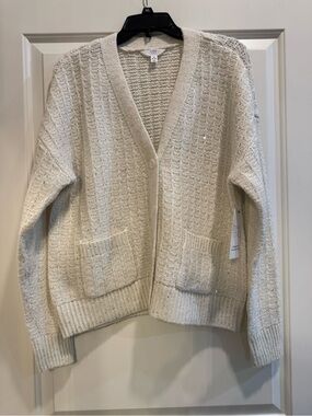 Time and Tru Cream Knit V-Neck Button Cardigan